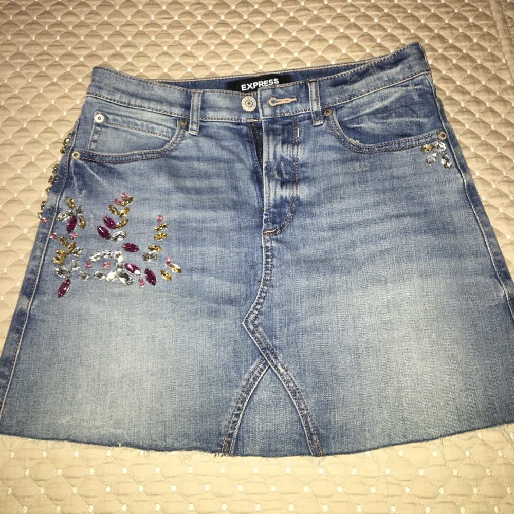 Express denim skirt size 2 NEW*